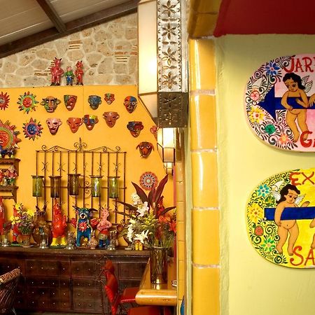 Casa De Las Flores Acomodação com café da manhã Tlaquepaque Exterior foto