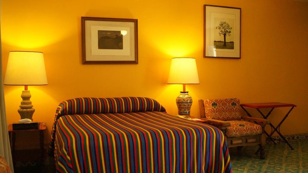 Casa De Las Flores Acomodação com café da manhã Tlaquepaque Quarto foto