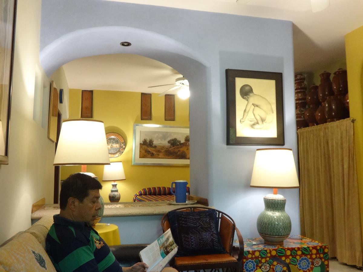 Casa De Las Flores Acomodação com café da manhã Tlaquepaque Exterior foto